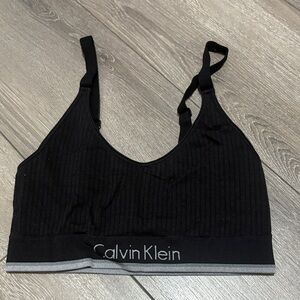 Calvin Klein Ribbed Black Sports Bra